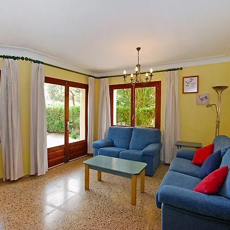 Hotel Neptuno Three Bedroom 3*